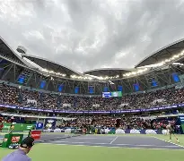 张召忠评戴旭李莉