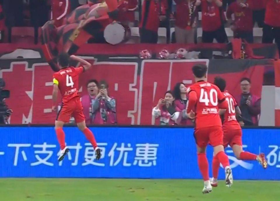 天博体育官网信誉好-风云突变成都蓉城窗口期刷新队史纪录，德甲版图或变，目标明确，纪律约束更严格