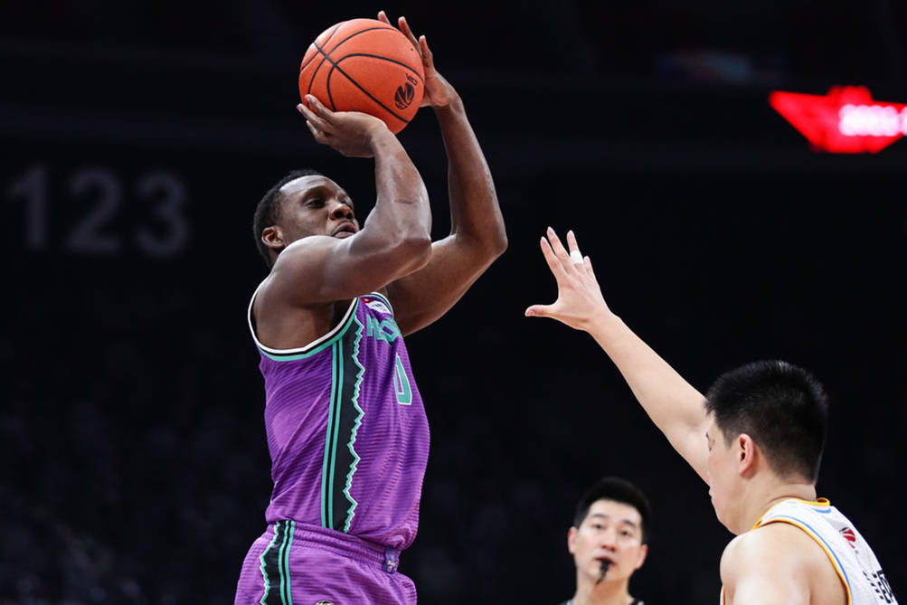 天博体育官网首页-NBA总决赛今晨走向成谜；辽宁本钢篮板制胜；更衣室稳定；临场指挥获称赞